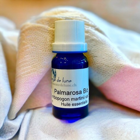 Organic palmarosa essential oil