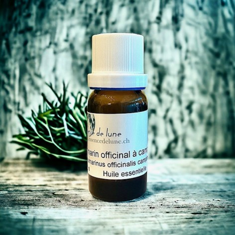 Organic rosemary camphor essential oil