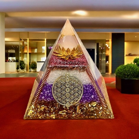 Orgonite pyramid, lotus-flower of life